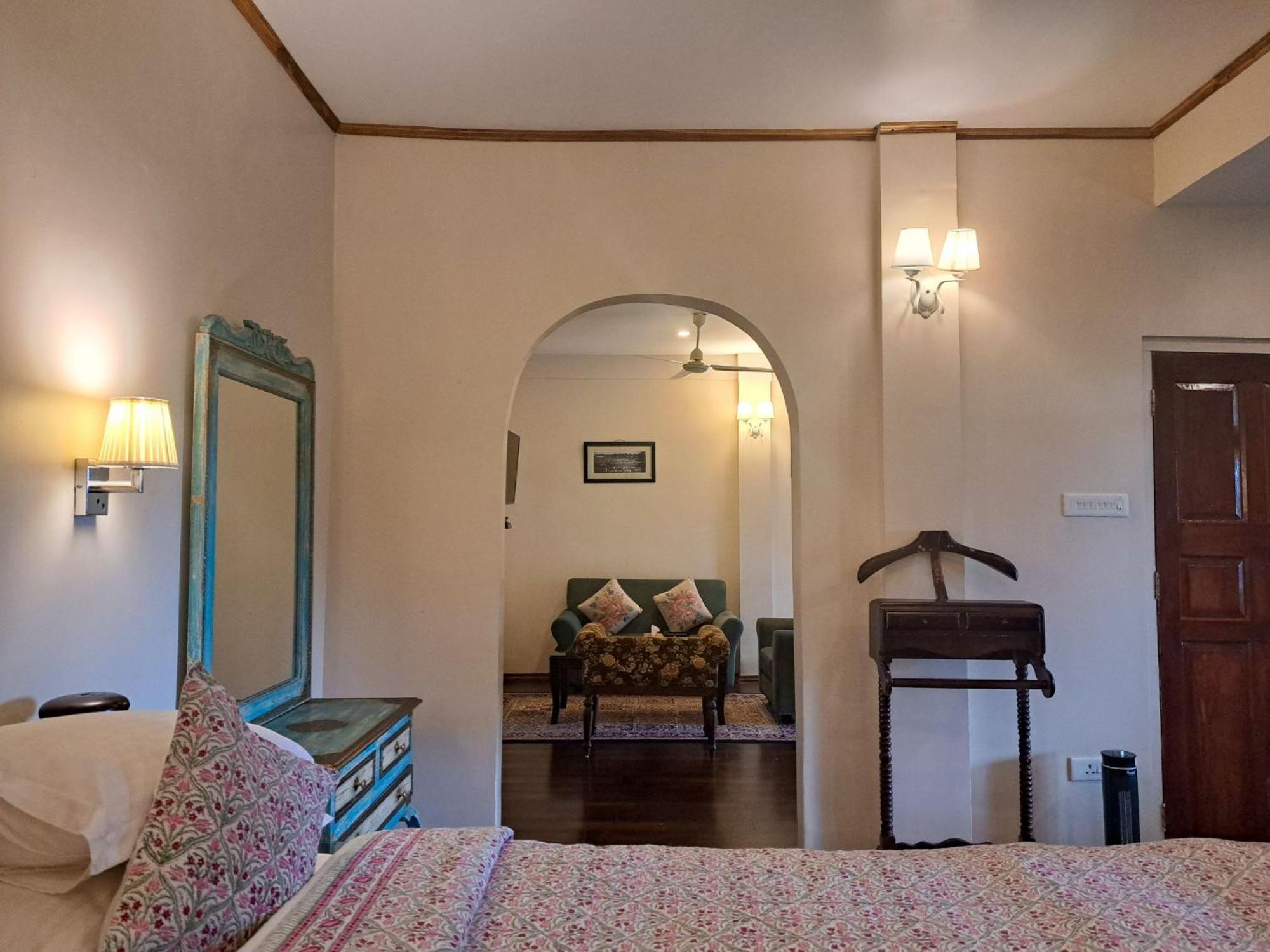 The Heritage Club - Tripura Castle Hotel And Spa Shillong Zewnętrze zdjęcie
